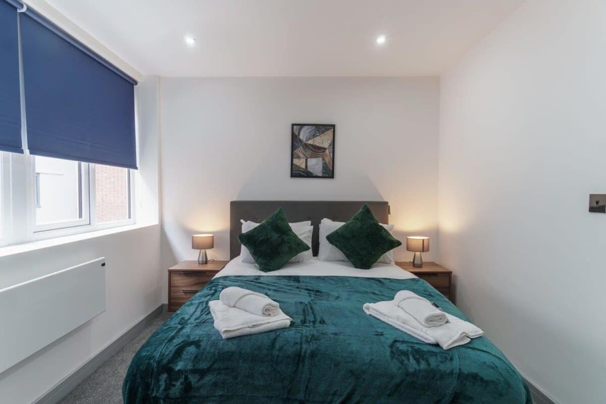 Contemporary 1 Bedroom Preston Apartment Exterior photo